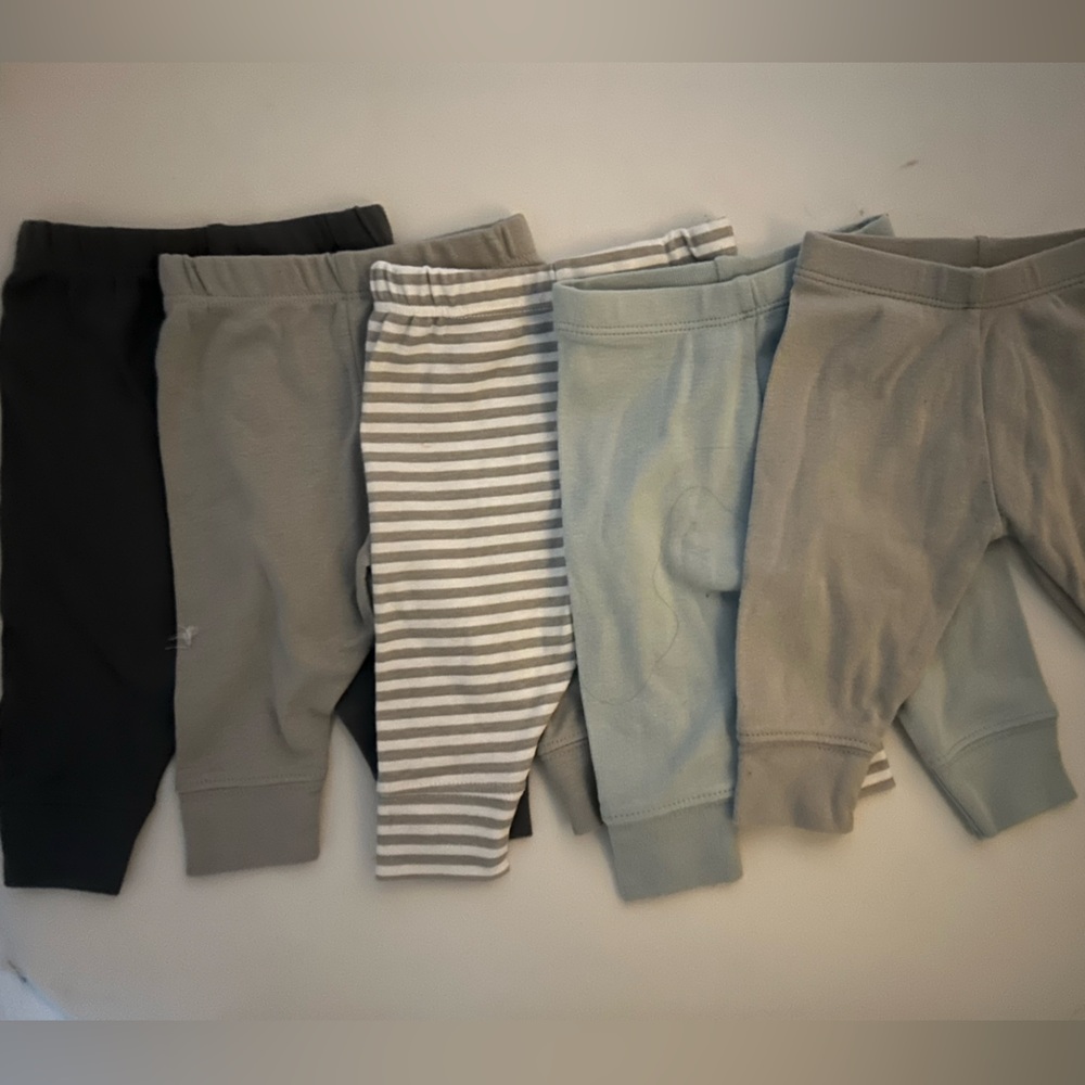 New born bottoms- set of 5